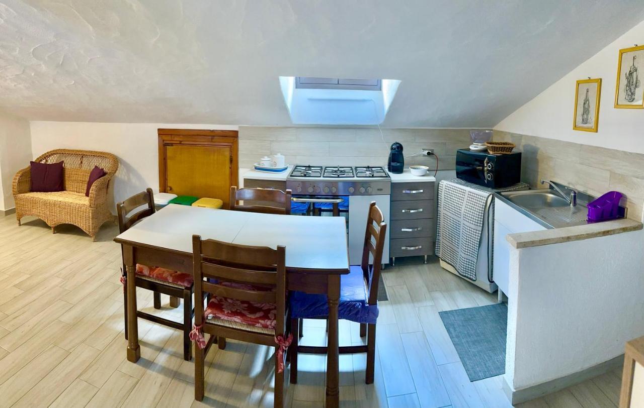 The Quiet Mansard Appartement Olbia Buitenkant foto